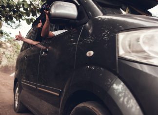Własny bus – czy to faktycznie lepszy pomysł niż jego wynajem? wynajem busa