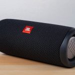 JBL GTO-804EZ to czterokanałowy wzmacniacz samochodowy o mocy 320W RMS
