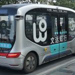 Chińskie miasta testują autonomiczne taksówki w ruchu miejskim na szeroką skalę