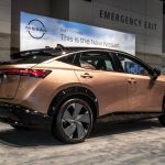 Japoński crossover Nissan Ariya oferuje do 500 km zasięgu elektrycznego
