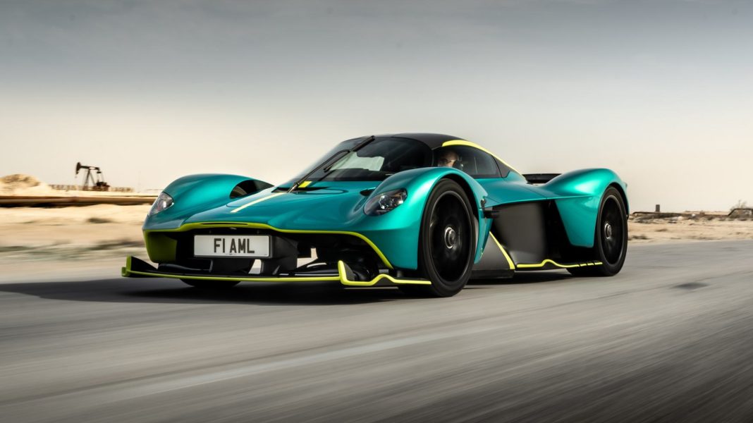 Drogowy bolid inspirowany torami F1 Aston Martin Valkyrie – Formuła 1 na drodze