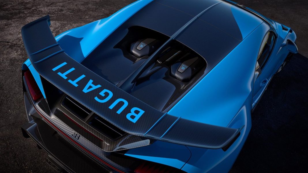 bugatti aktywny tylny spojler w akcji