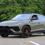 silnik-v8-biturbo-pod-maska