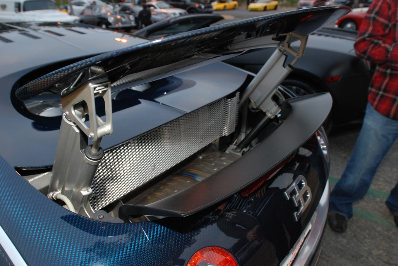 system sterowania aerodynamiką aktywną w Bugatti