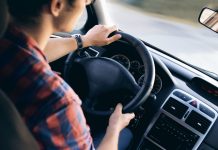 Wypożyczasz auto znajomemu? Sprawdź, jak działa ubezpieczenie AC krótkoterminowe