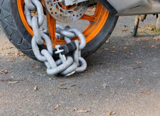 Zabezpieczenia antykradzieżowe — 4 typy blokad, których nienawidzą złodzieje motocykli!
