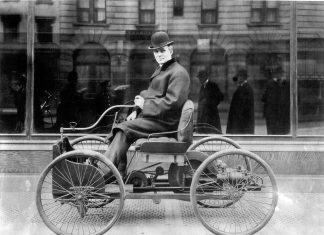 Henry Ford – jak stworzył pierwszy samochód? henry ford historia pierwsze auto