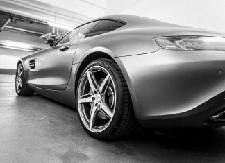 Mercedes-AMG GT Series – 730 KM mocy w najbardziej ekstremalnej wersji supersamochodu AMG grayscale photo of mercedes benz coupe