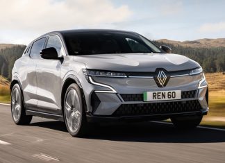 Test Renault Megane E-Tech: Kompaktowy crossover z napędem elektrycznym podbija ulice miasta Test Renault Megane E Tech