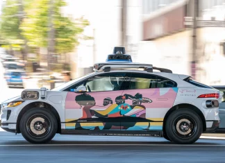 Autonomiczne taksówki przyszłości – jak systemy nawigacji i AI dbają o bezpieczeństwo pasażerów during unmanned journeys