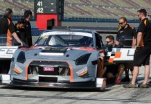 Time Attack: Wyścig o setne sekundy – ekstremalne zmagania z czasem na torze wyścigowym najszybsze okrazenie wygrywa time attack