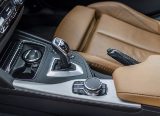 Zaawansowane modyfikacje ECU automatycznych skrzyń biegów: optymalizacja sterowania i tuning transmisji Wzmocnione sprzęgło i krótsze przełożenia znacząco poprawiają dynamikę samochodu podczas przyspieszania