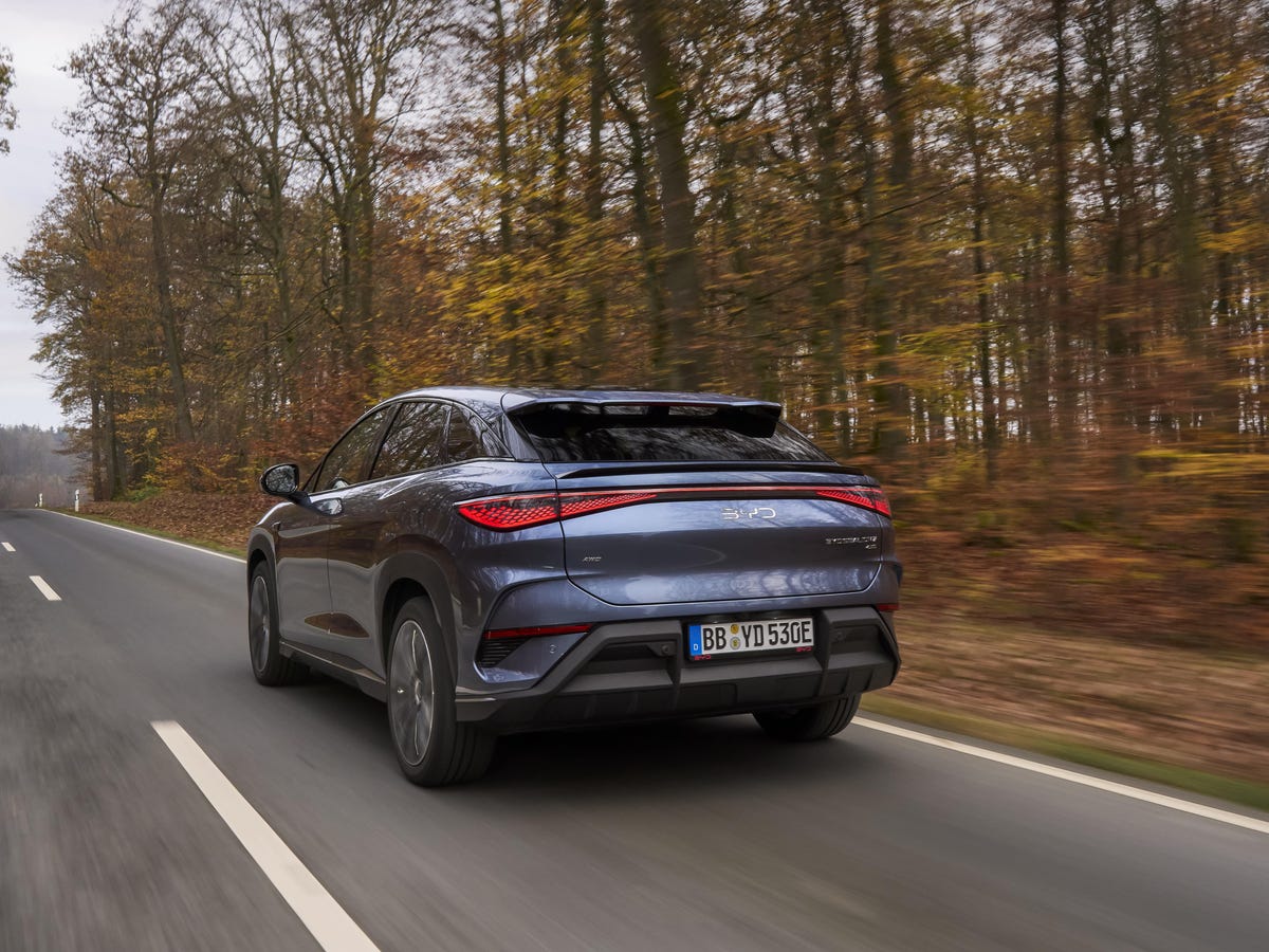 elektryczny samochód koncepcyjny byd pokazany w 2023