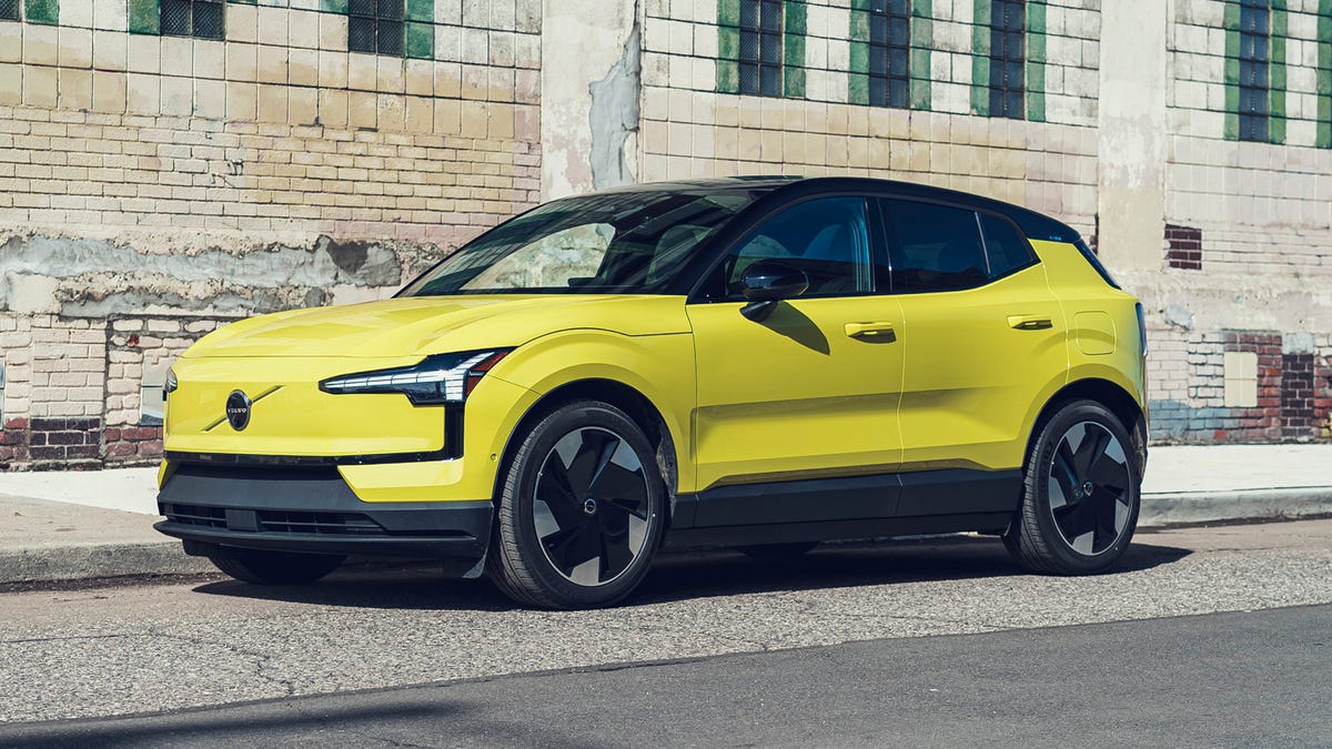 volvo ex30 to najmniejszy i najtańszy elektryczny model szwedzkiej marki mały crossover volvo z napędem elektrycznym
