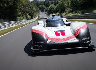 Porsche 919 Hybrid: królewski klejnot motorsportu i rekordzista torów wyścigowych Elektryczne Porsche 99X Electric potrafi osiągnąć przyspieszenie 0-100 km/h w 2,8 sekundy