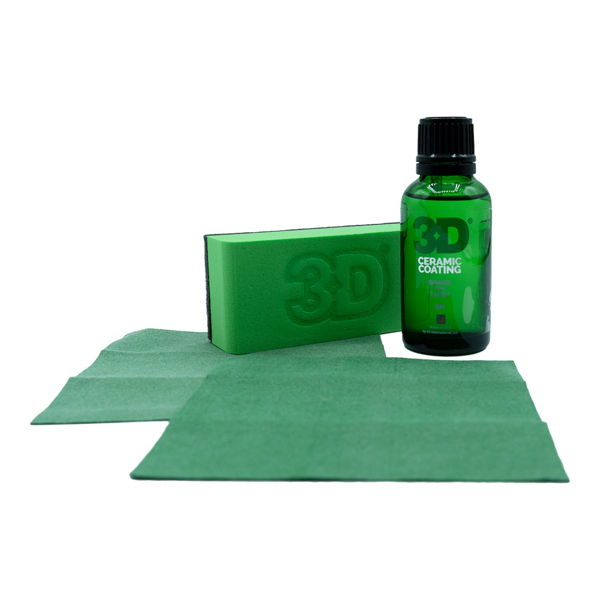 samochód po roku z ceramiką nadal błyszczący po deszczu