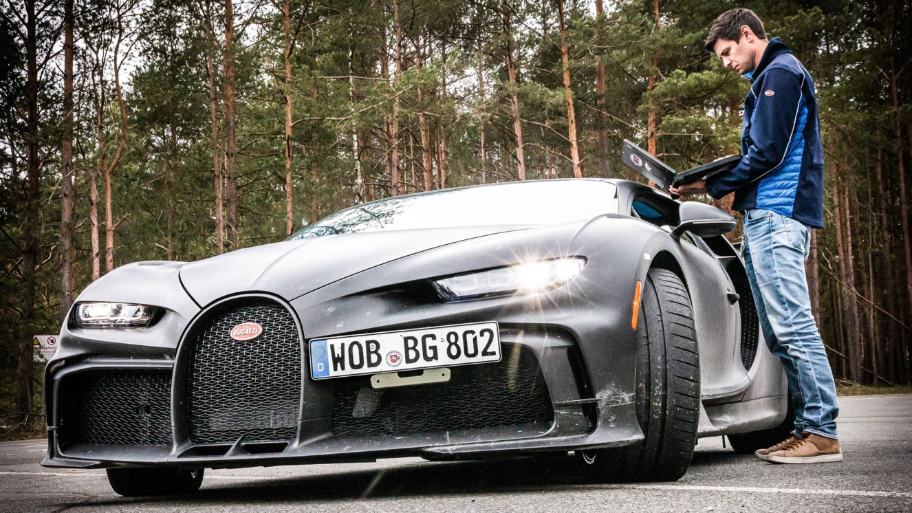 Elegancja spotykana w najwyższej klasie supersamochodów Wnętrze Bugatti Chiron zaprojektowane dla maksymalnego komfortu i luksusu